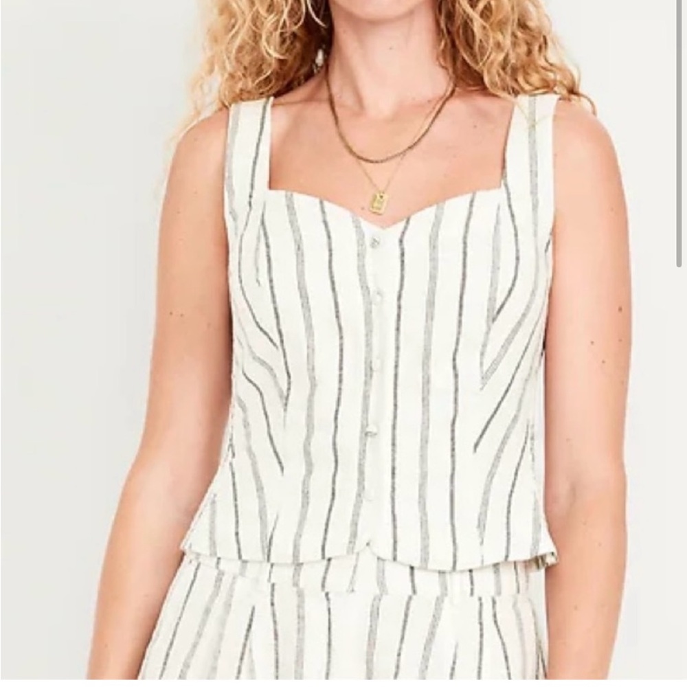 Old Navy Striped Button-Front Tank - Cream & Black